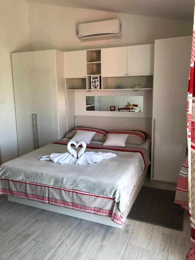 Apartmani Bolero - Obiteljski Odmor Vodice Buitenkant foto